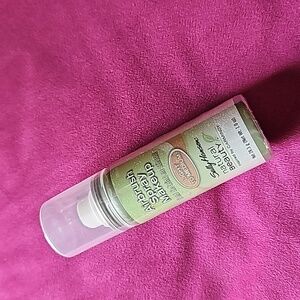 Sally Hansen airbrush spray makeup, light to medium, inspired by Carmindy NWT